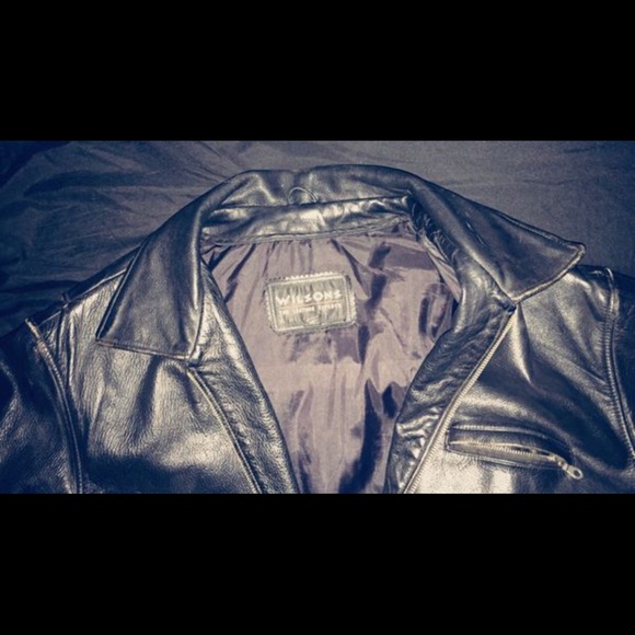 Beautiful Wilson Leather jacket - Picture 4 of 7